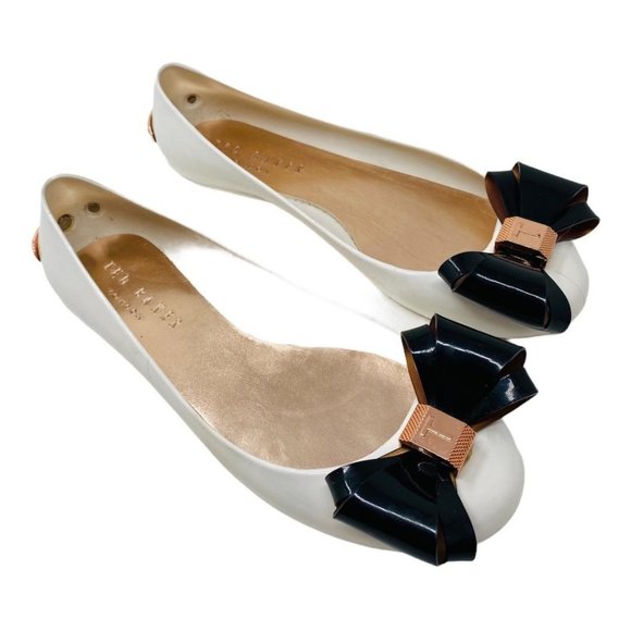 Ted Baker Shoes | Ted Baker London Julivia Bow Flats Size 37 6 White | Color: White | Size: 6 | Pm-03380186's Closet